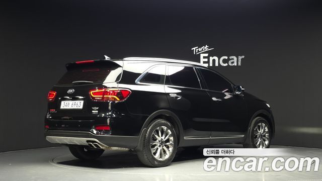 Kia Sorento 2019 — photo 2