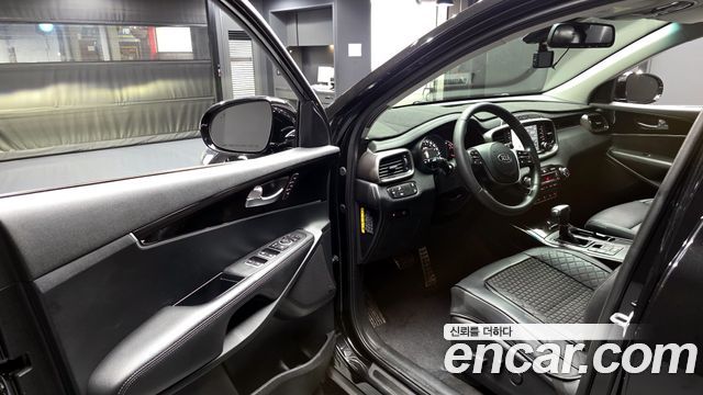 Kia Sorento 2019 — photo 13