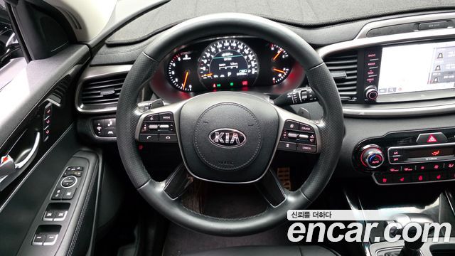 Kia Sorento 2019 — photo 19