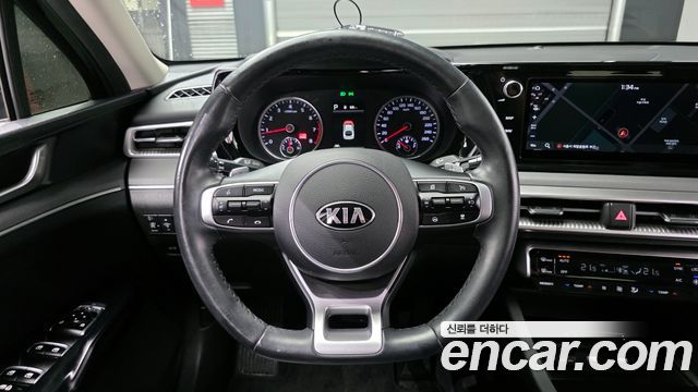Kia K5 2021 — photo 18