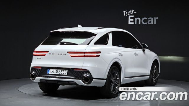 Genesis GV70 2021 — photo 2