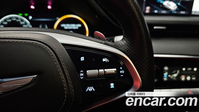 Genesis GV70 2021 — photo 12