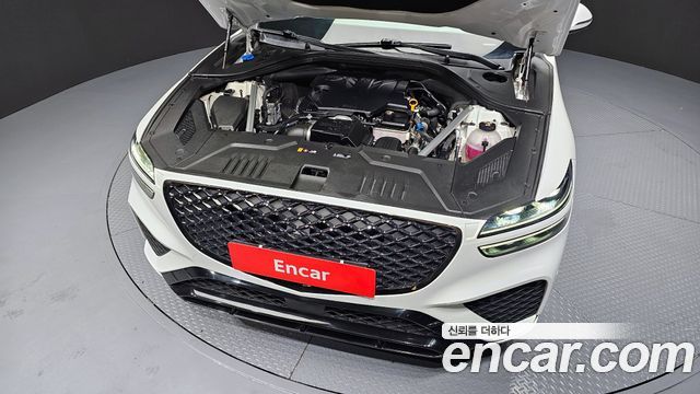 Genesis GV70 2021 — photo 24