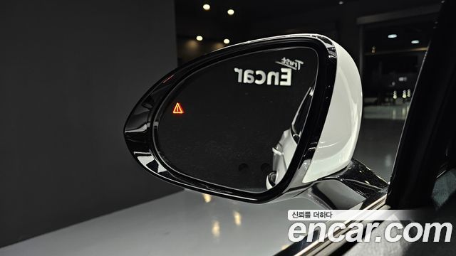 Genesis GV70 2021 — photo 27