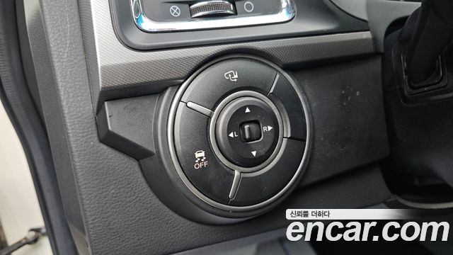 KG Mobility KORANDO 2018 — photo 13