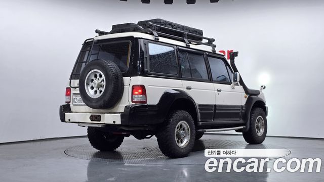 Hyundai Galloper 2000 — photo 2