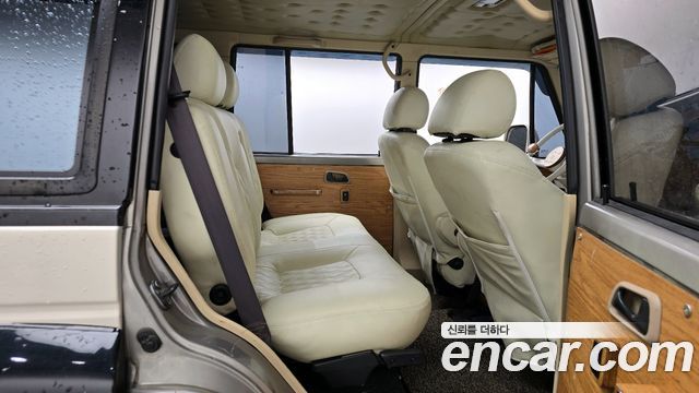 Hyundai Galloper 2000 — photo 11