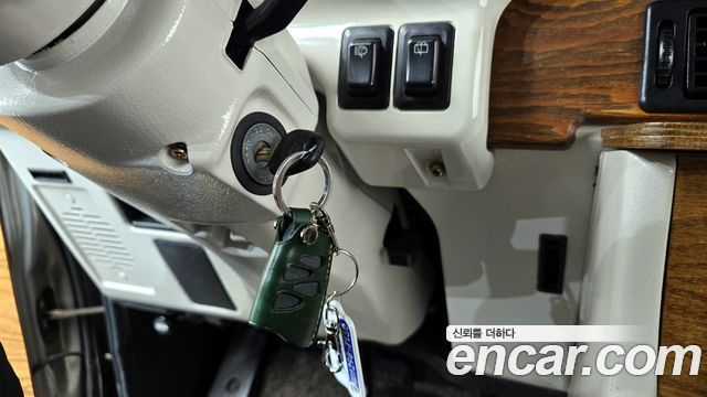 Hyundai Galloper 2000 — photo 17
