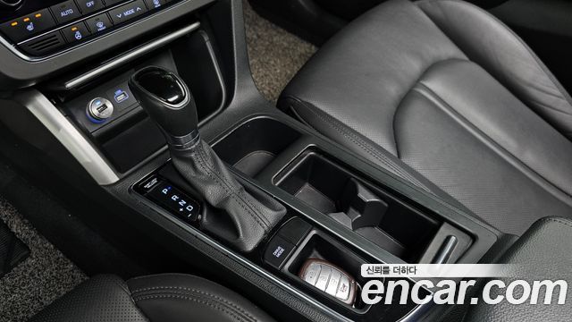 Hyundai Sonata 2015 — photo 9