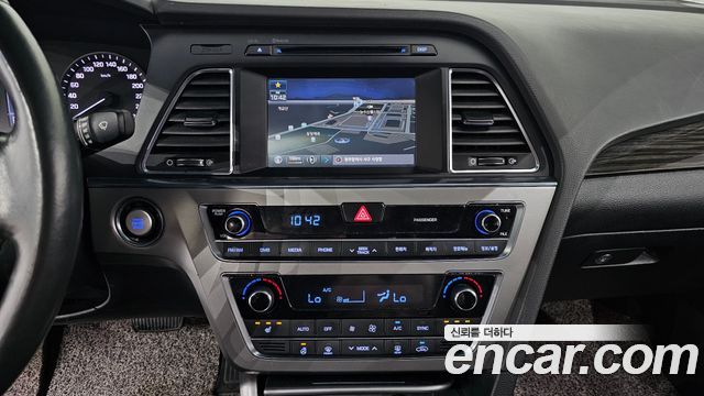 Hyundai Sonata 2015 — photo 13