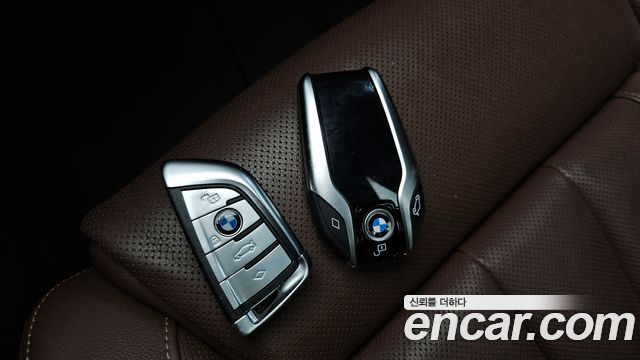 BMW X5 2020 — photo 17