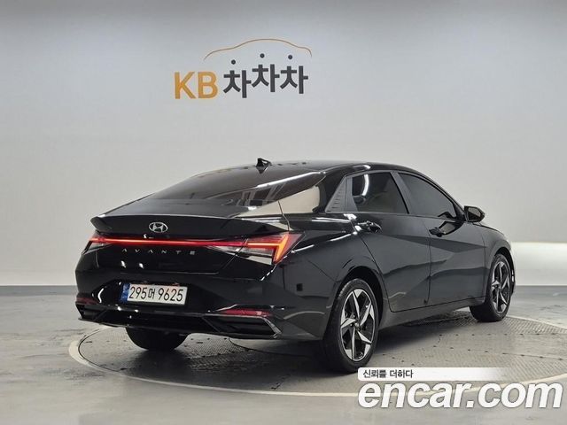 Hyundai AVANTE 2021 — photo 3