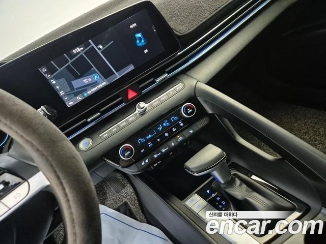 Hyundai AVANTE 2021 — photo 10