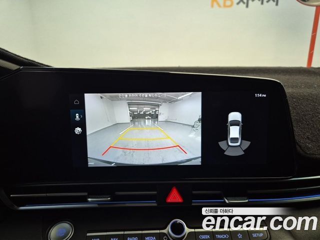 Hyundai AVANTE 2021 — photo 14