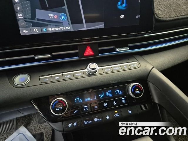 Hyundai AVANTE 2021 — photo 16