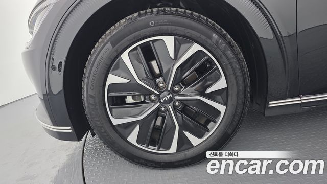 Kia EV6 2022 — photo 5