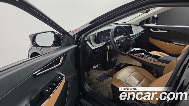 Kia EV6 2022 — photo 11