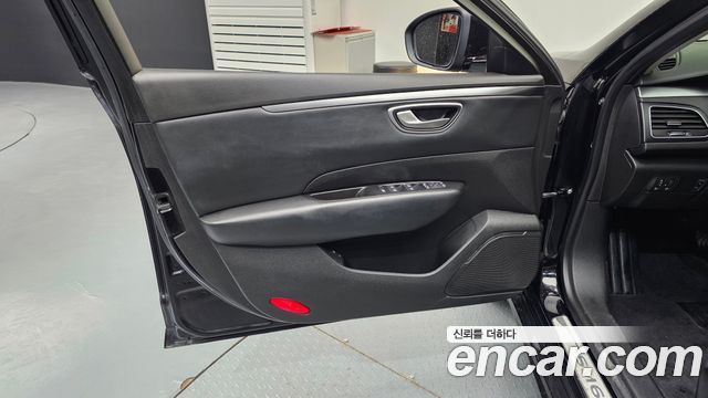 Renault Korea SM6 2017 — photo 14
