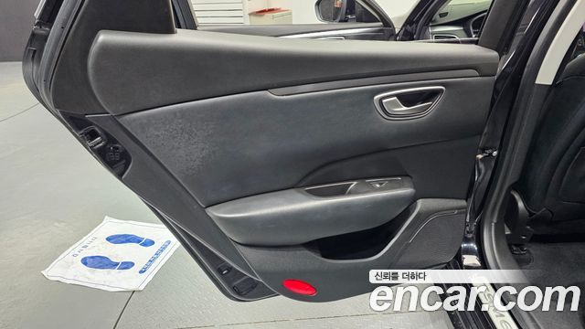 Renault Korea SM6 2017 — photo 15
