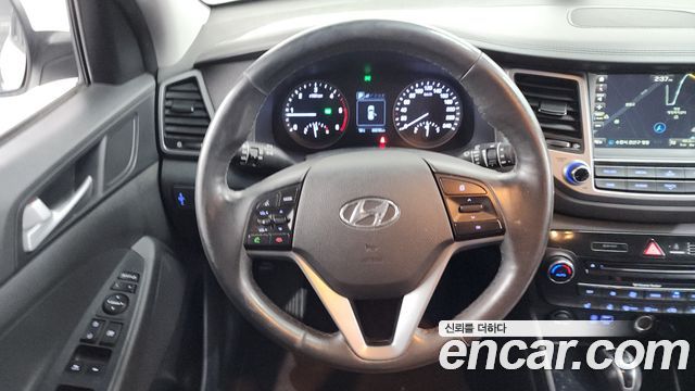Hyundai Tucson 2016 — photo 18