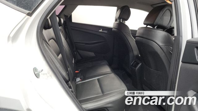 Hyundai Tucson 2016 — photo 28