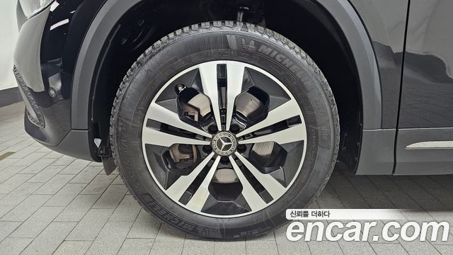 Mercedes-Benz GLA-Class 2021 — photo 5