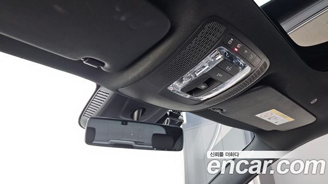 Mercedes-Benz GLA-Class 2021 — photo 24