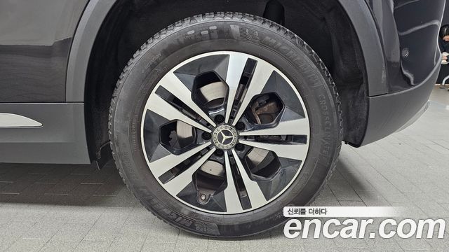 Mercedes-Benz GLA-Class 2021 — photo 7