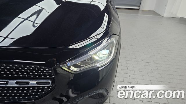 Mercedes-Benz GLA-Class 2021 — photo 8