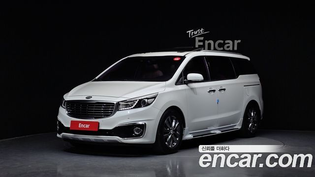 Kia Canival 2016 — photo 1