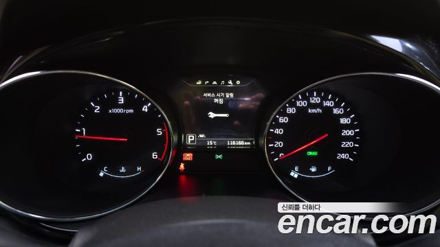 Kia Canival 2016 — photo 11