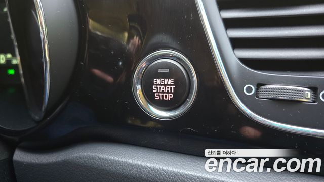Kia Canival 2016 — photo 29