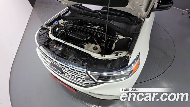 Ford Explorer 2021 — photo 6