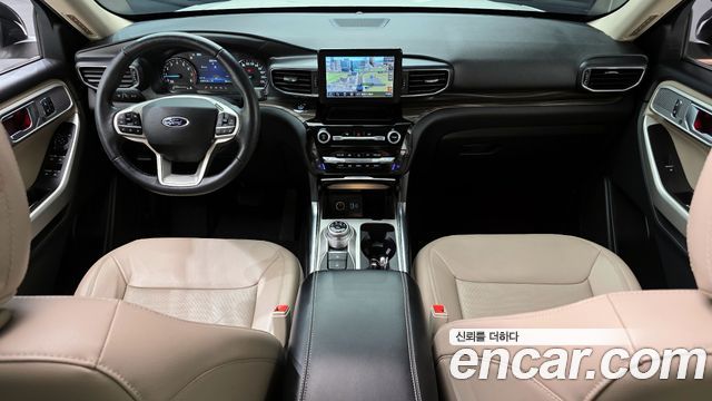Ford Explorer 2021 — photo 10