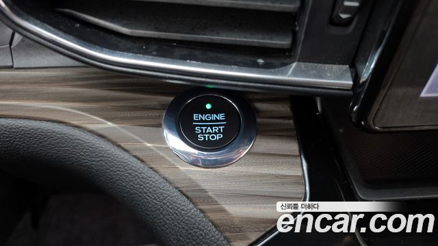 Ford Explorer 2021 — photo 28