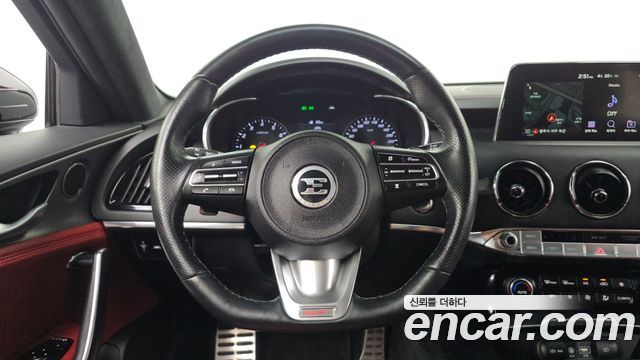 Kia Stinger 2020 — photo 11