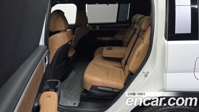 Hyundai Santafe 2025 — photo 11