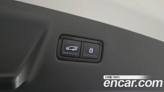 Hyundai Santafe 2025 — photo 20
