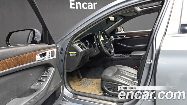 Hyundai Genesis 2014 — photo 10