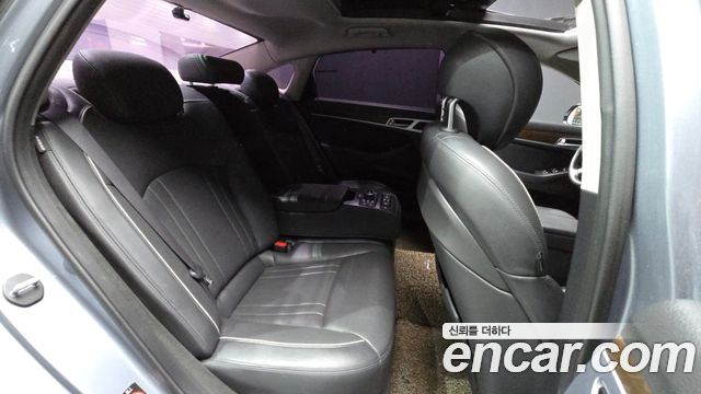 Hyundai Genesis 2014 — photo 12