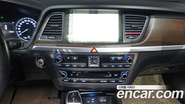 Hyundai Genesis 2014 — photo 14