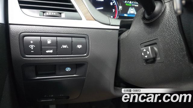 Hyundai Genesis 2014 — photo 16