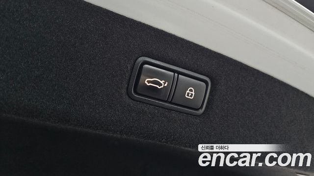 Genesis EQ900 2018 — photo 25