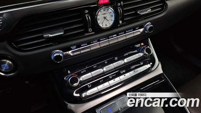 Genesis EQ900 2018 — photo 32