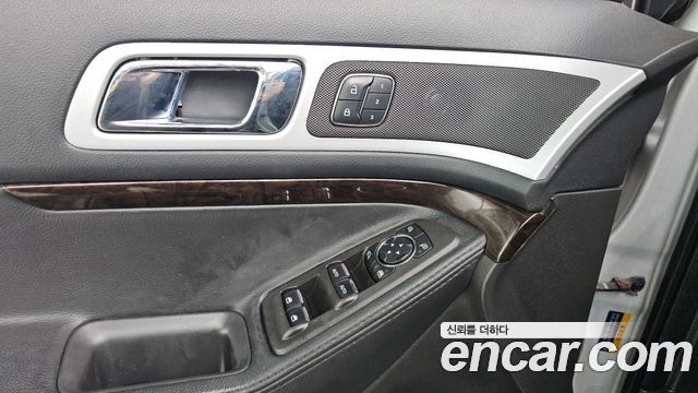 Ford Explorer 2014 — photo 16