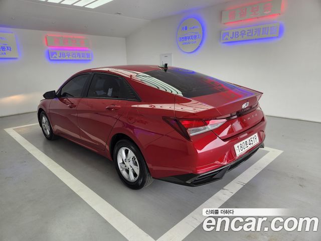 Hyundai AVANTE 2021 — photo 5