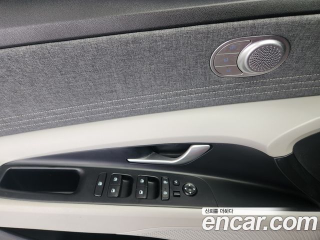 Hyundai AVANTE 2021 — photo 12