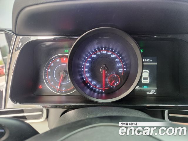 Hyundai AVANTE 2021 — photo 14