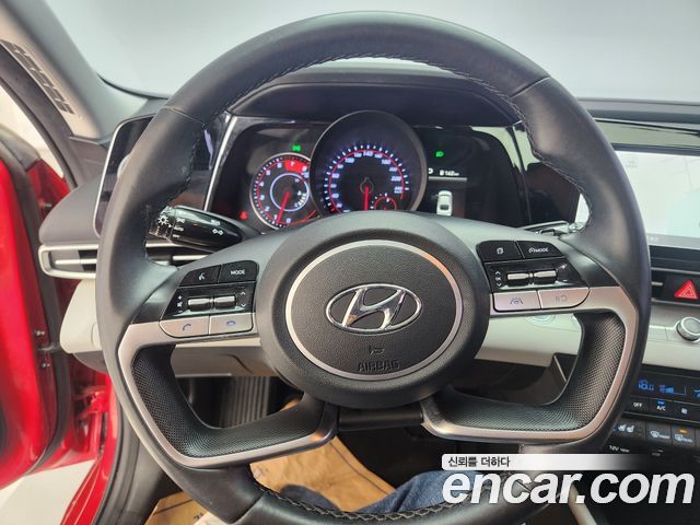 Hyundai AVANTE 2021 — photo 15