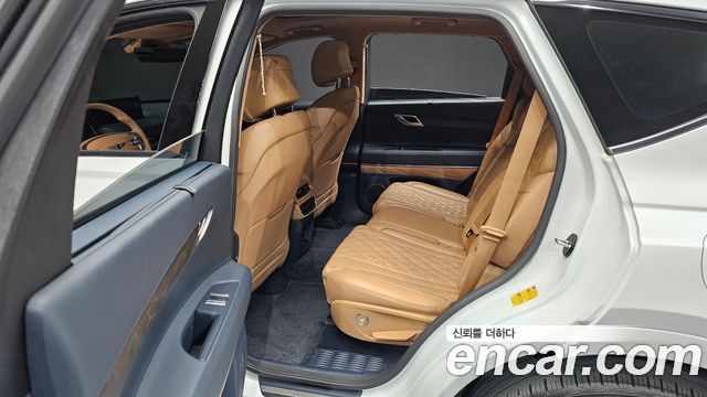 Genesis GV80 2020 — photo 18